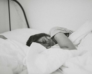睡覺時有這5個表現，表示你的血糖偏高了，很多人都不知道